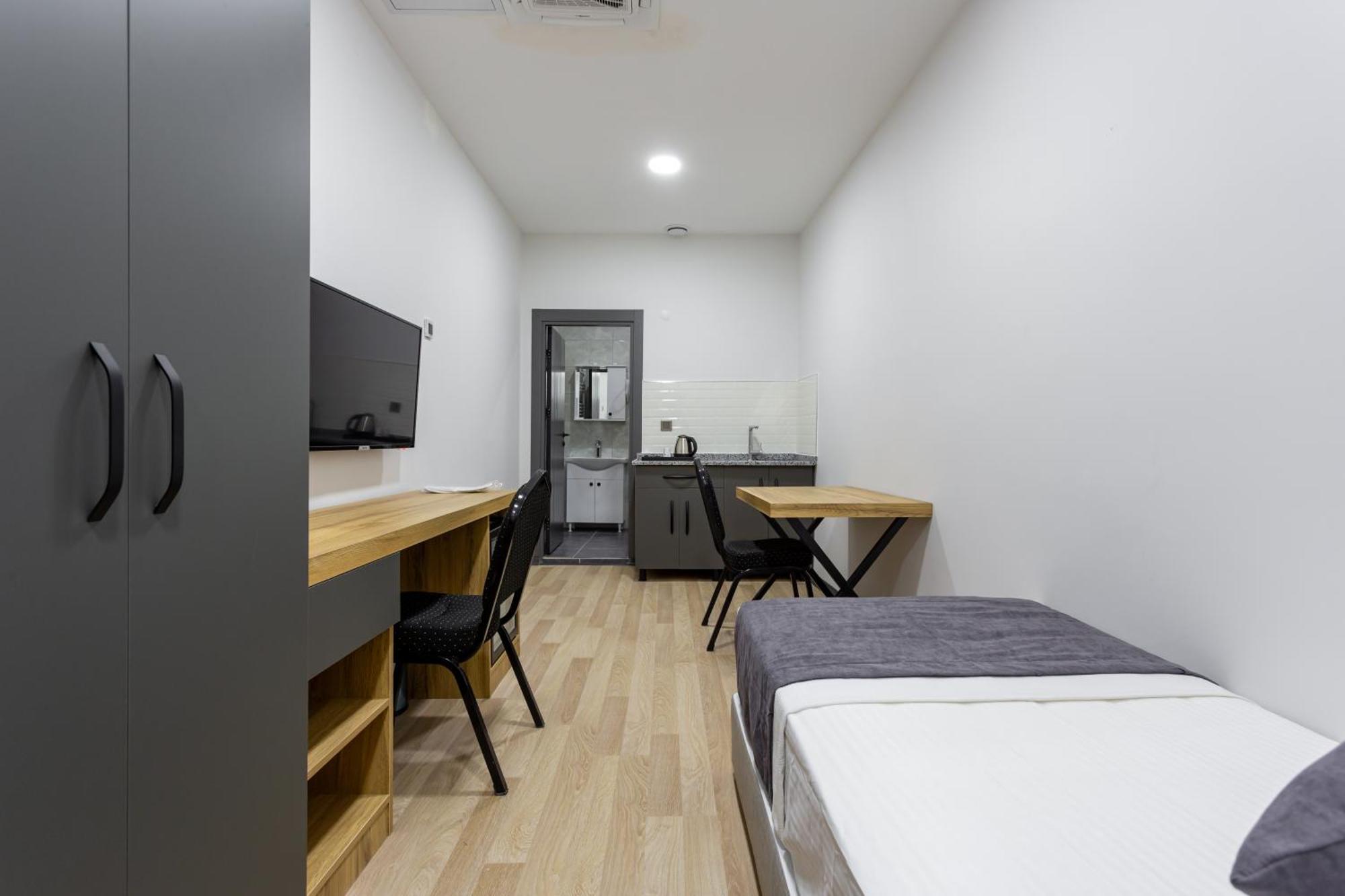 Atm Suit Otel Istanbul Bagian luar foto